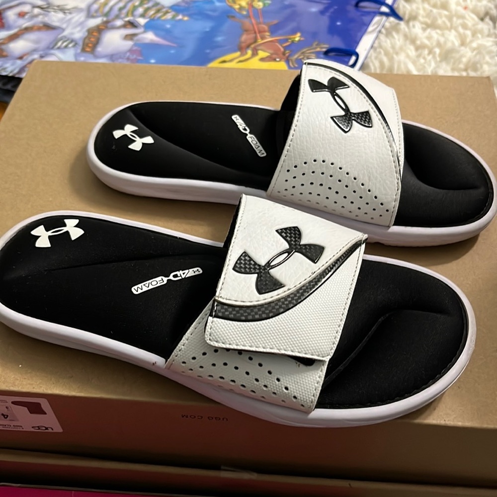 Girls under Armour 4D-foam slides with Velcro